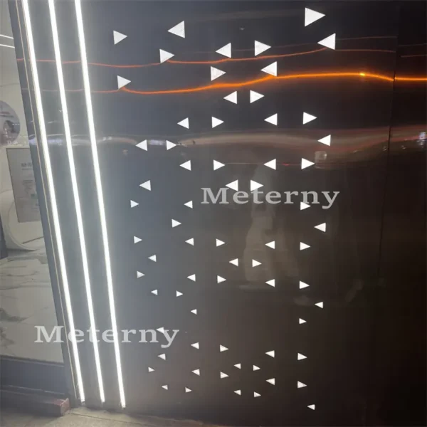 Black Mirror Aluminum Wall with Triangle Perforations