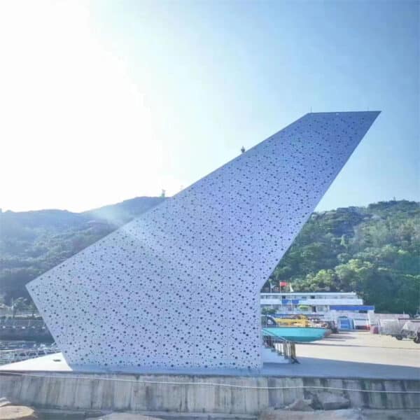 PVDF Coating Perforated Aluminum Facade