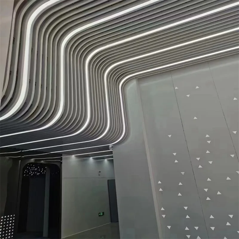 الشركة المصنعة لحاجز الألومنيوم