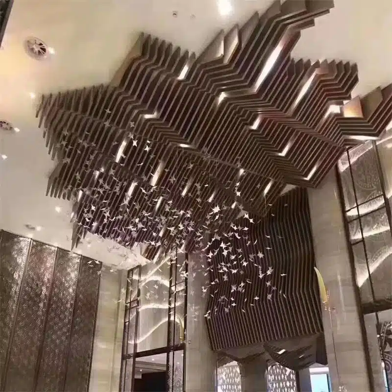 Системы алюминиевых потолочных панелей