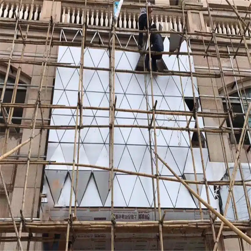 Aluminium-Skelettbauweise für Vorhangfassaden