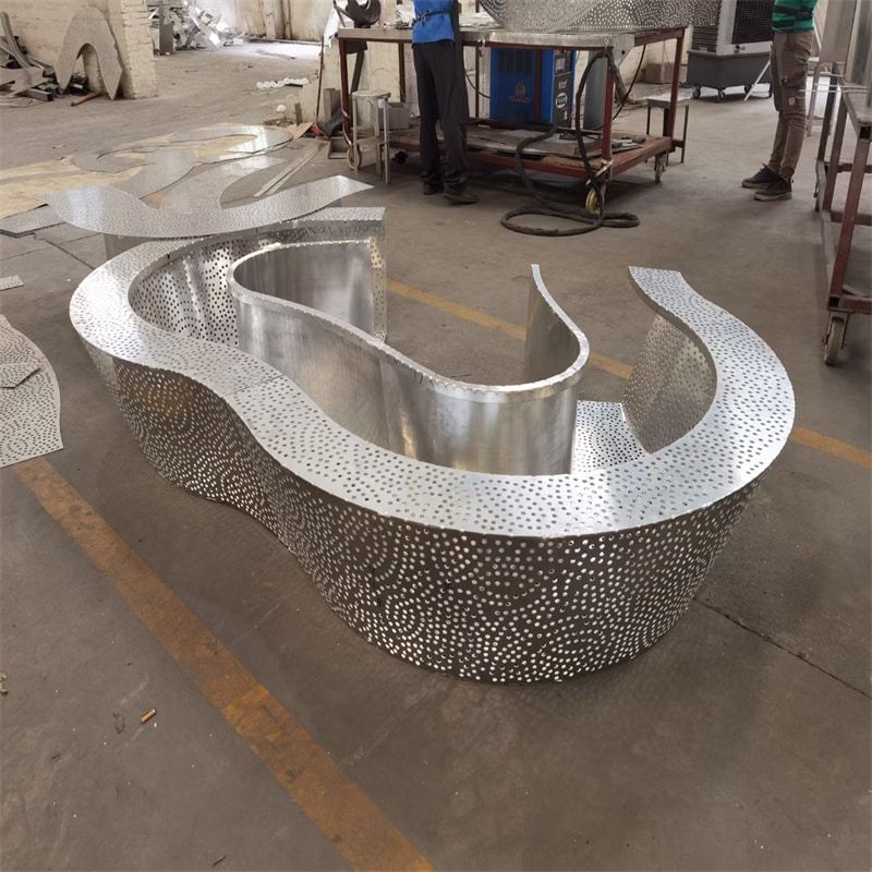 An aluminum art products made by Meterny