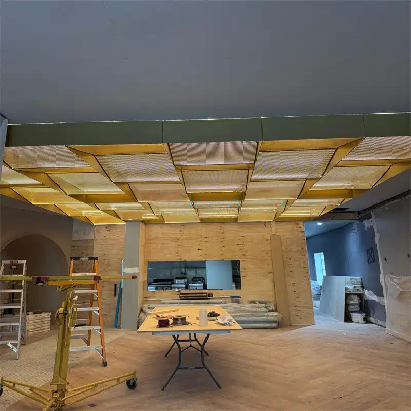 Restaurante chic contemporáneo Techo perforado de aluminio