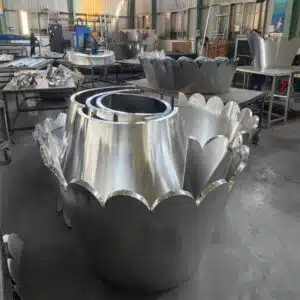 Customized Flower-Shaped Aluminum Panel