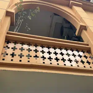 Plus Sign Pattern Panel de pared de aluminio