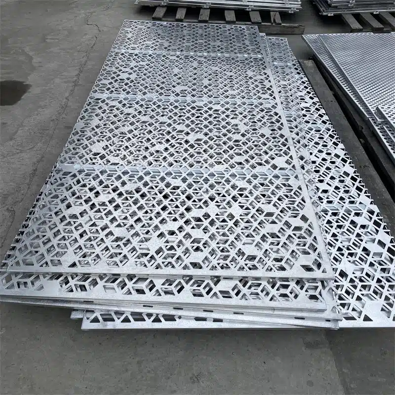 Panel perforado de malla de aluminio cortado por láser CNC