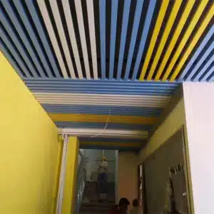 Vivid Vestibule Plafond à bandes d'aluminium