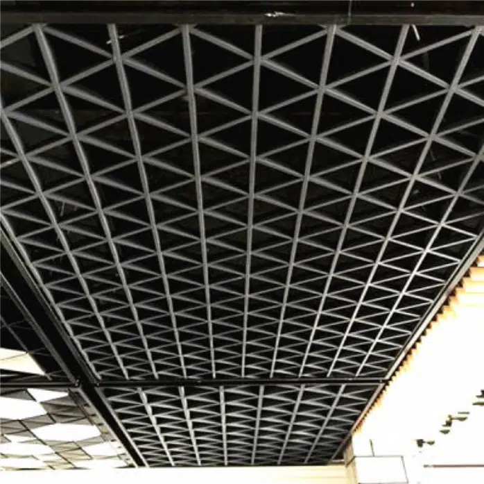 Griglie di alluminio triangolari personalizzate per corridoi