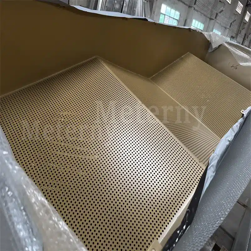 Ristorante classico europeo Soffitto perforato in alluminio