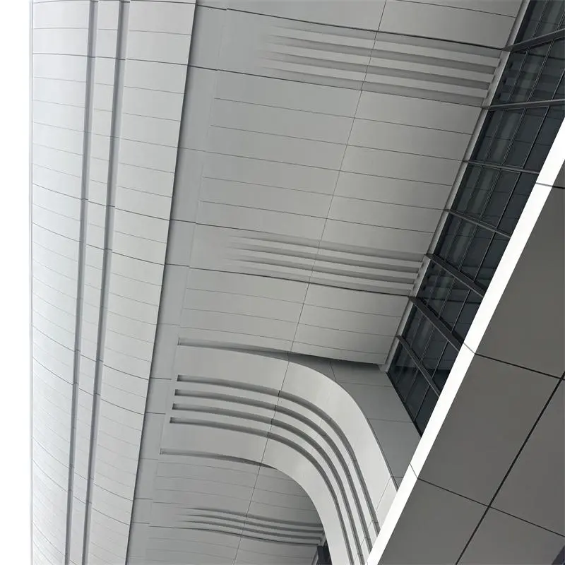 Airport Streamlined Aluminum Curved Façade