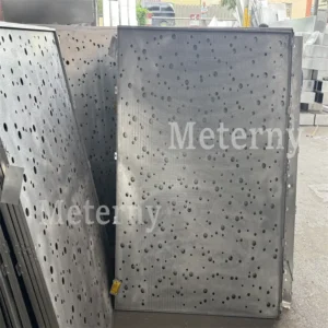 Irregular Holes Perforated Aluminum Sheet