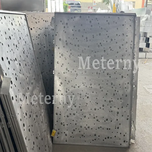 Irregular Holes Perforated Aluminum Sheet