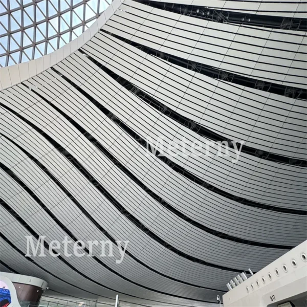 Streamlined Aluminum Ceiling for Airport Lobby